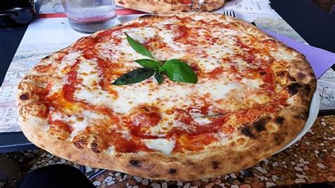 We offer limited delivery to quincy, weymouth, braintree, and hingham. Spacca Napoli Pizzeria in Bologna - Restaurant Reviews ...