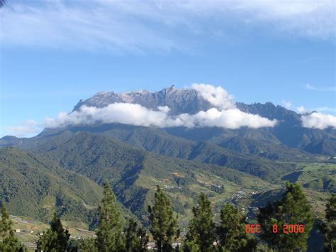 Check out the maps of all states of malaysia: Mount Kinabalu is the highest mountain on the island of ...