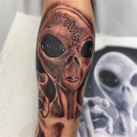 Creative Tattoo Ideas For Small Tattoos By Aliens Tattoo Freedom Tattoos Alien Tattoo Tattoos