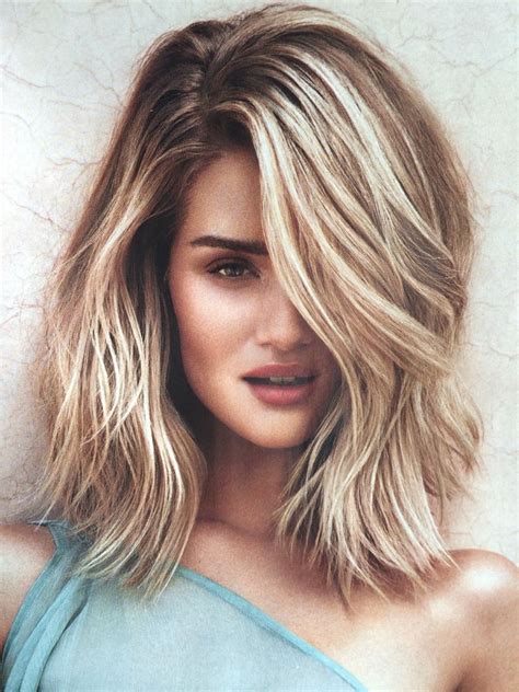The voluminous lob is a classic 'do that looks good on every face shape. Lob Hairstyles For Fine Hair | Fade Haircut