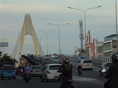 Temukan jadwal imsak dan buka puasa hari ini agar kamu bisa mempersiapkan dan merencankan puasa dengan baik. Suhu Udara di Riau Terasa Panas Beberapa Hari Terakhir ...