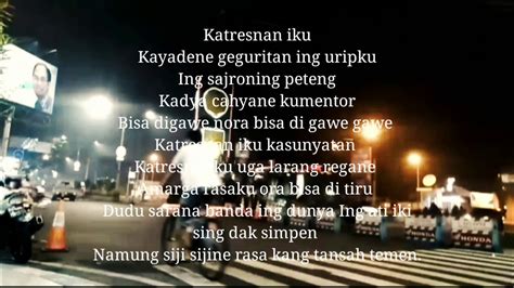 Miturut bausastra jawa, geguritan iku karangan kang pinathok kaya tembang, ananging guru gatra, guru wi. #Geguritanskaneda Geguritan Bahasa Jawa! Artine Katresnan ...