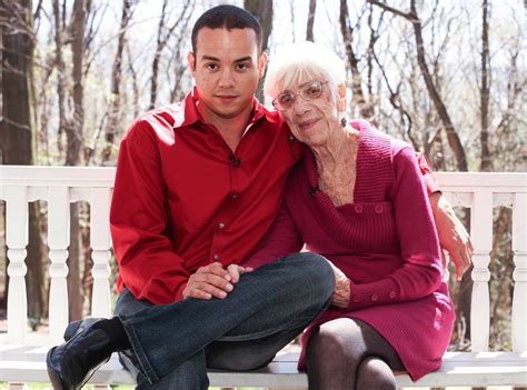Meet The 31 Year Old Man Who Is Dating A 91 Year Old Woman E Online