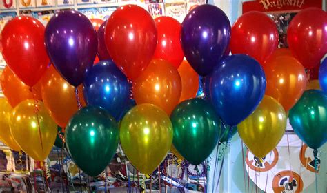 Balloon Arrangements Newbury | Balloons Newbury | Pageant Party
