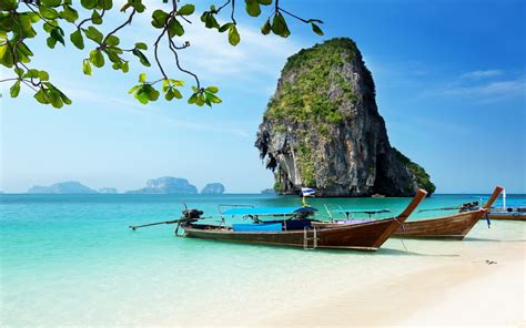 Thailand Boats On The Beach Hd Wallpaper 3437