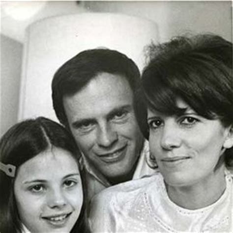 Il est des coins du monde délicieux qui ont pour les yeux un charme sensuel. Nadine Trintignant - AlloCiné