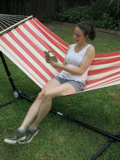 Small Red And White Canvas Hammock With Spreader Bar Heavenly Hammocks