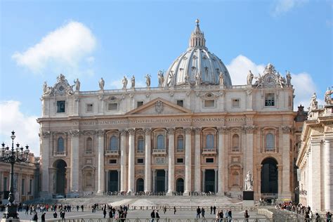 Though further work was done to the edifice after that period. St. Peter's Basilica - Wikiwand