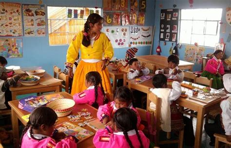 Los Pueblos Indígenas Del Perú Exigimos Al Minedu Garantizar Educación