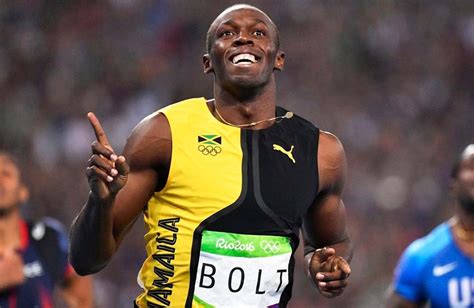 Bolt was born on 21 august 1986 in sherwood content,13 a small town in trelawny, jamaica, and grew up with his parents, wellesley. Usain Bolt, arrojó positivo para Covid-19 - HOY DIARIO DEL ...