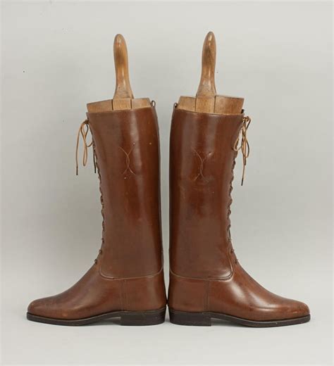 A pair of ladies vintage brown top leather hunting or riding boots, early/mid 20th century, complete with wooden boot trees. Vintage Pair of Brown Leather Ladies Lace Up Riding Boots ...