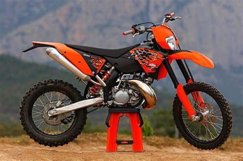 Ktm 300xc ultimate 2 stroke or ultimate dirt bike dirt bike magazine. KTM 200 EXC Enduro