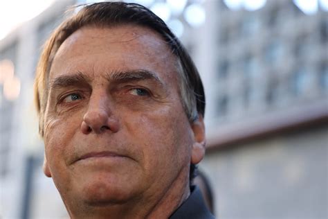 Bolsonaro Prepara Remodelação Do Governo Para Reforçar Apoio No Congresso Brasileiro Sic Notícias