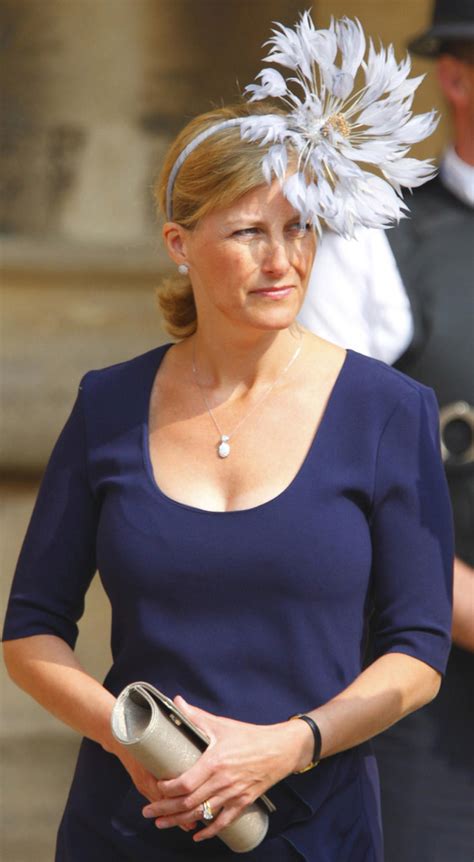 She cofounded (1996) a public relations firm, where she continued to work until a few years after her wedding. Sophie Countess of Wessex Fascinator - Sophie Countess of ...