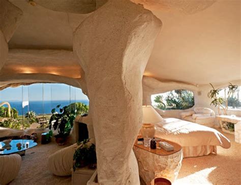 Incredible Flintstones House At Malibu California Amazing Ezone