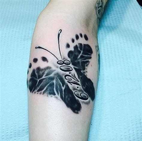Save my name, email, and website in this browser for the next time i comment. 28 Brilliant Baby Tattoos For Only The Proudest of Parents ...