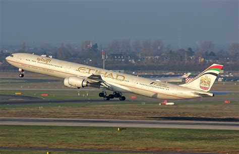 Etihad A340 600 Captured At Duesseldorf Airport Aeronefnet