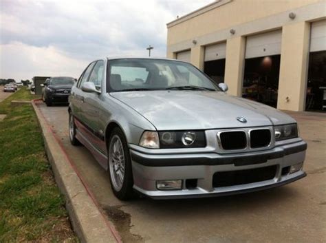 In 1997 bmw released their smg (sequential manual gearbox) option as changing gears like a motorbike seemed appealing to many. Sell used 1997 BMW M3 Base Sedan 4-Door 3.2L Automatic in Plano, Texas, United States