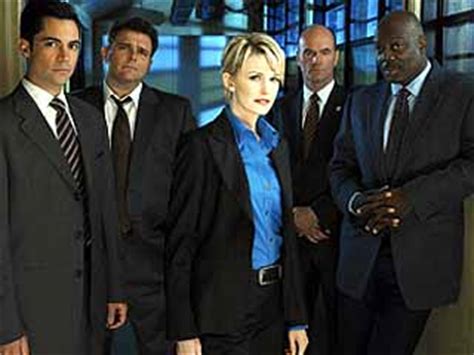 Cast & crew van cold case. Cold Case (a Titles & Air Dates Guide)