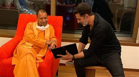 404 x 415 · png. Akshay Kumar meets UP CM Yogi Adityanath | Entertainment ...