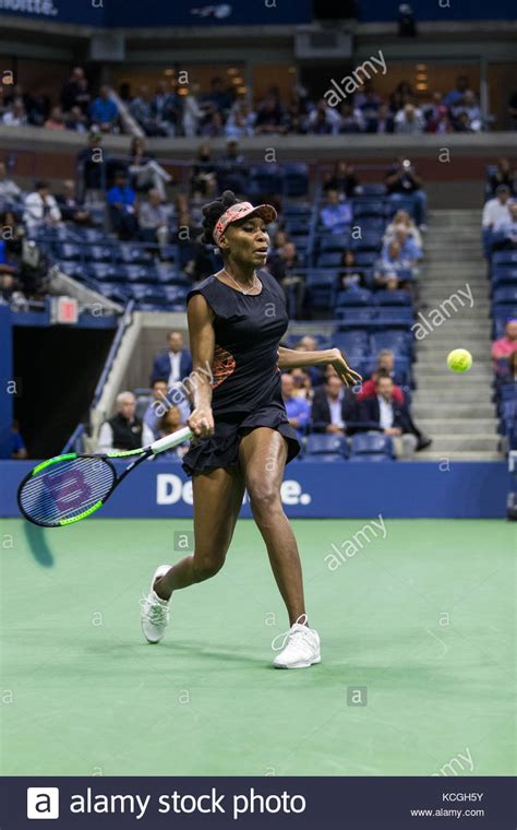 Venus Williams Usa Competing In The Womens Semi Finals At The 2017