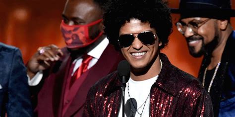Grammys 2018 Bruno Mars Wins Song Of The Year Pitchfork