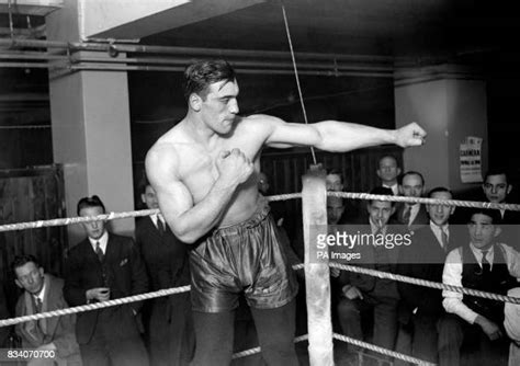 Primo Carnera Photos Photos And Premium High Res Pictures Getty Images