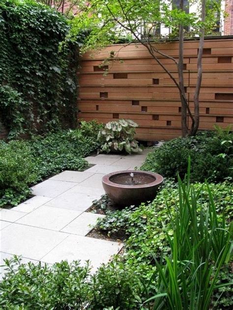 Inspiring Small Courtyard Garden Design For Your House Moderngarden