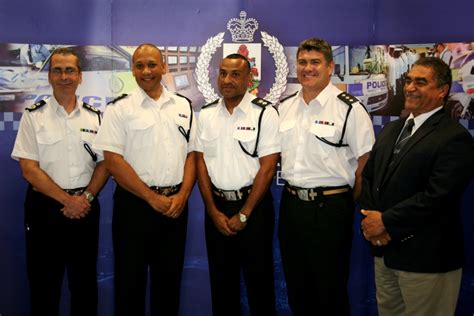 three senior police officers promoted bernews