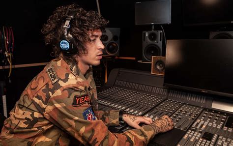 Crypto trading bots are automated software that helps you to buy and sell cryptocurrencies at the correct time. Buy These Headphones And You Can Finally Lose The Smartphone