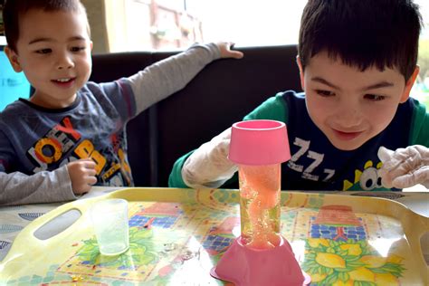 We're full of good stuff for the garden. Wild Science Lava Lamp and Glitter Tube Factory | Suburban Mum