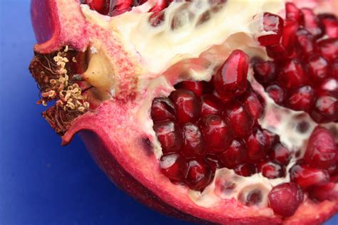 Food Pomegranate Wallpaper