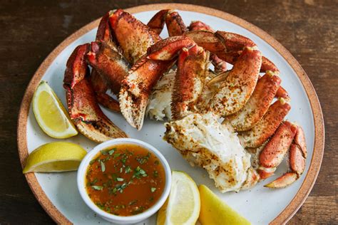 Recipe Delicious Steamed Dungeness Crab Legs With Herbed Butter