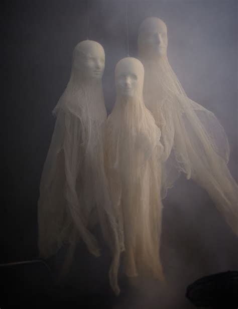 Filmy 4k i hd dostępne natychmiast na dowolne nle. 40+ Funny & Scary Halloween Ghost Decorations Ideas