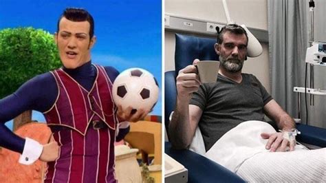 Earlier Today August 21st 2018 Stefan Karl Stefansson The Actor Of Robbie Rotten In The Show