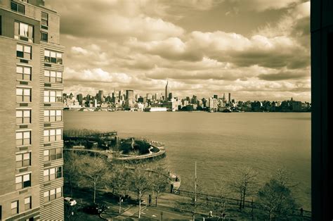 Jake Egbert Photography Manhattan Skyline Sepia