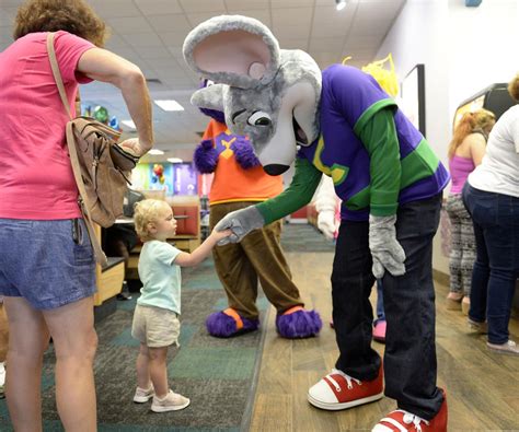 Lafayettes Chuck E Cheese Gets A Makeover