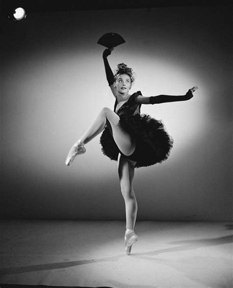 25 Gorgeous Vintage Photographs Of Ballet Dancers From Between The 1910s And 1950s ~ Vintage