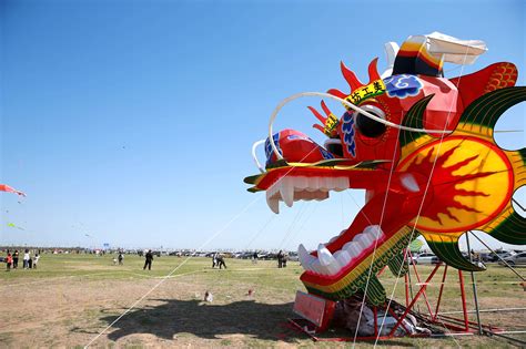 Worlds Largest Kite Takes To The Skies In E Chinas Weifang Cgtn