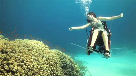 Woman Goes Underwater In Wheelchair Incredible Story Youtube