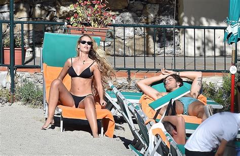 Oops Yasmin Brunet En Bikini Noir Portofino Octobre
