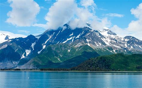 Estados Unidos Fiordos De Kenai Alaska Montañas Lago Cielo Fondo