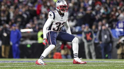 Patriots Safety Devin McCourty Says He Ll Return For 10th Season