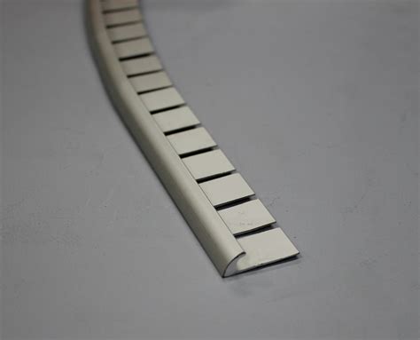 Aluminum floor & carpet trim. DT032 | Tredsafe Stair Nosing