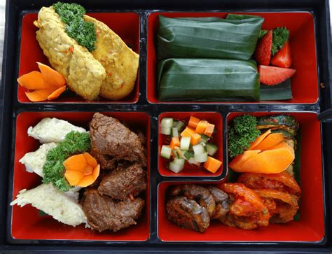 Debris recovered from missing indonesian submarine. The Most Popular Indonesian Food | (a)Musing Foodie