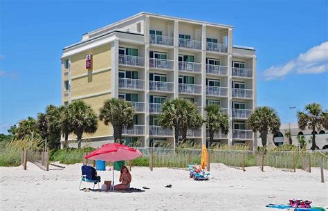 Carolina opry theater is 0.9 miles from the when booking more than 9 rooms, different policies and additional supplements may apply. 10 Best Pet-Friendly Hotels in Myrtle Beach, SC | PlanetWare
