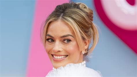 Margot Robbie Keeps Finding New Ways To Wear All Pink All The Time — See The Photos Allure