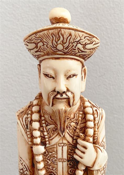 vintage-confucius-statue-chinese-figurine-scholar-philosopher