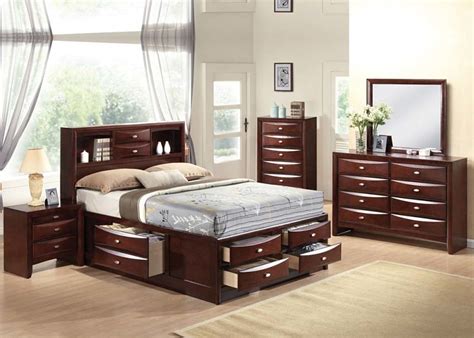 From unique closets to ideas for drawer storage, discover bedroom organizers that will help you keep things tidy and make you feel. Acme | 21600Q Ireland Bedroom Set with Storage Bed in ...