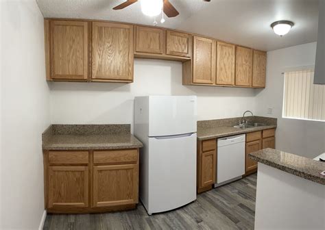 2bed 15 Bath Fully Remodeled Unit Apartments In Burbank Ca